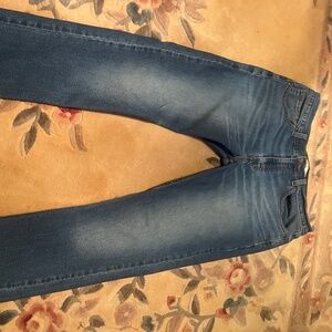 Levi’s signature slim 34x32